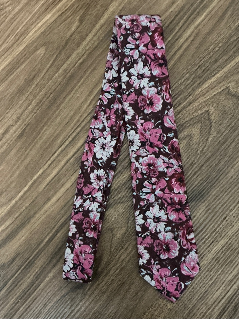 Robert Graham men’s floral tie